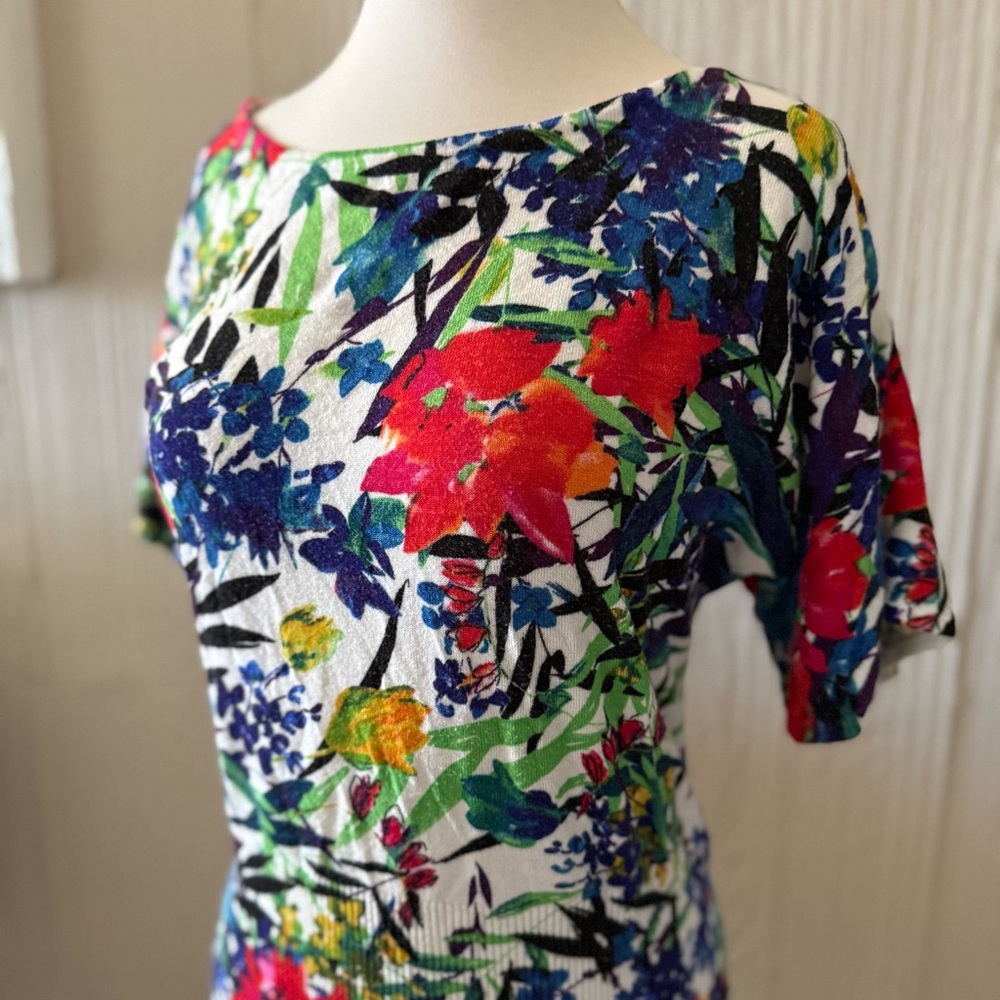 Cable & Gauge Floral Print Short Sleeve Women's Top Size Small